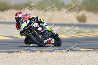 media/Oct-19-2024-CVMA (Sat) [[7df39c5a0d]]/Race 4-Formula Middleweight/